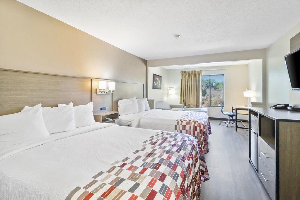 Red Roof Inn & Suites Fayetteville-Fort Bragg Exteriér fotografie
